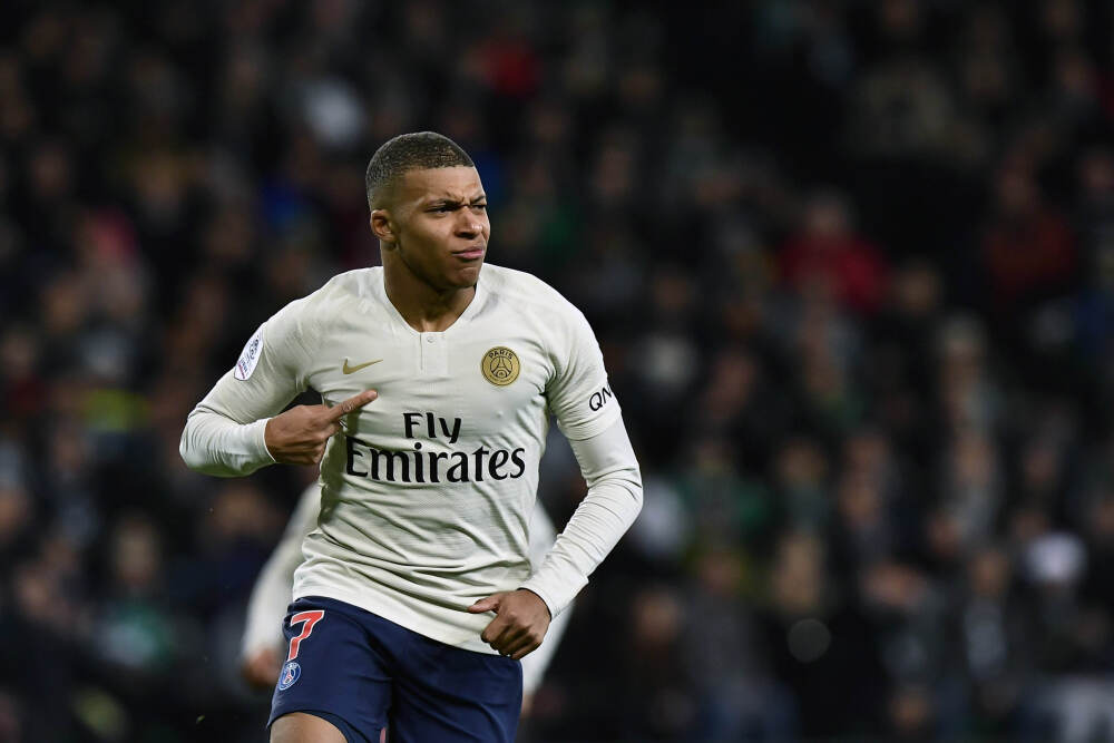 网飞宣布10股合1股股票拆分